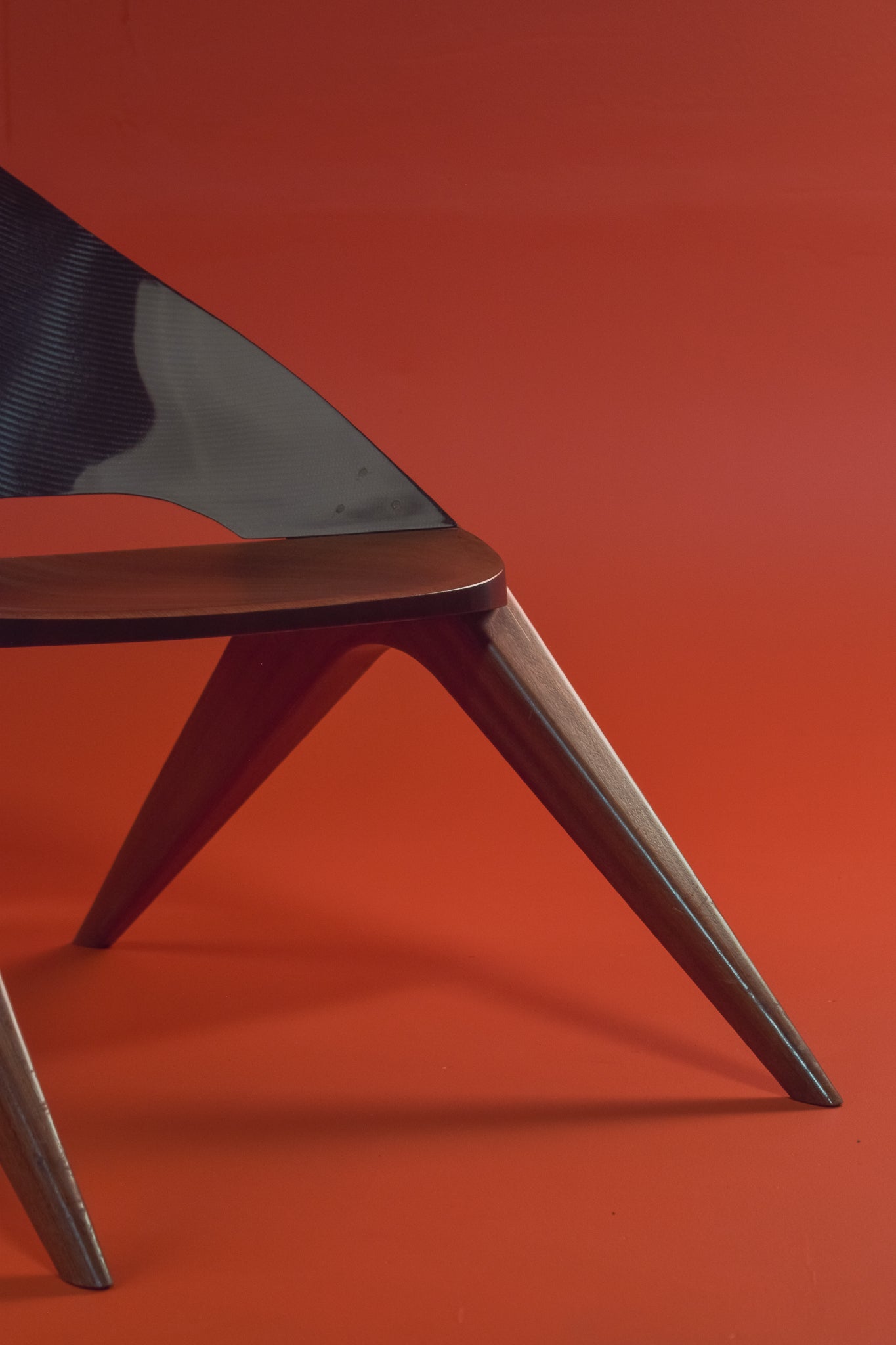 The Oilstainlab - AVUS Lounge