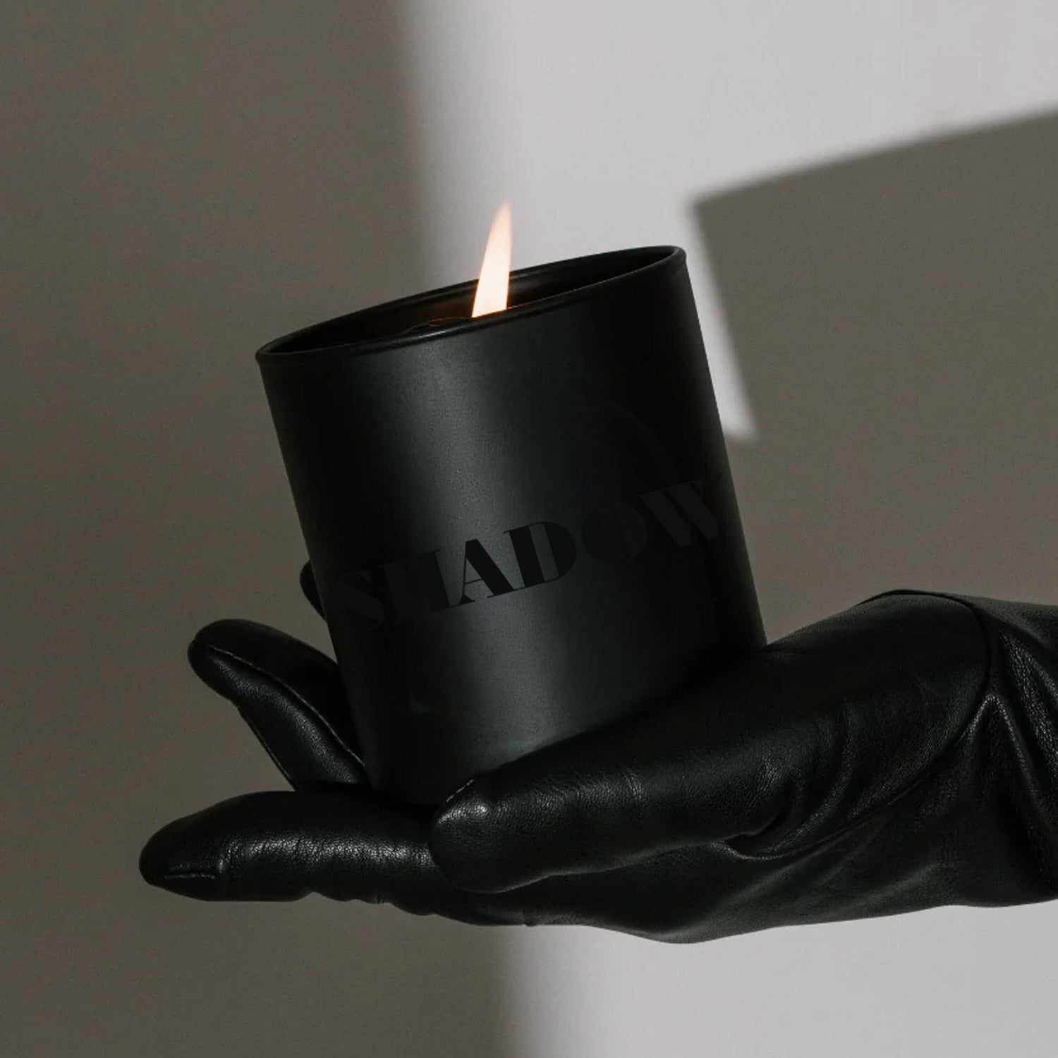 Ember Candle - Vetiver, Cedarwood and Musk.